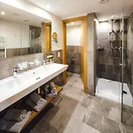 Koehle 4*