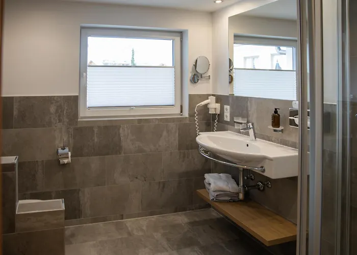 Otel Koehle 4*