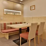 酒店 Koehle
