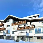 Koehle 4*