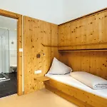 Ξενοδοχείο Koehle 4*