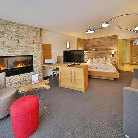 & Garni Koehle Inklusive Super Sommer Card 2025 Hotel Serfaus