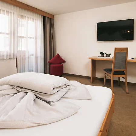 Hotel&garni Köhle Inklusive Super Sommer Card 2025 Serfaus